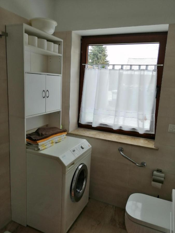 Ruhe Und Bequemlichkeit Apartment Frauendorf  ภายนอก รูปภาพ