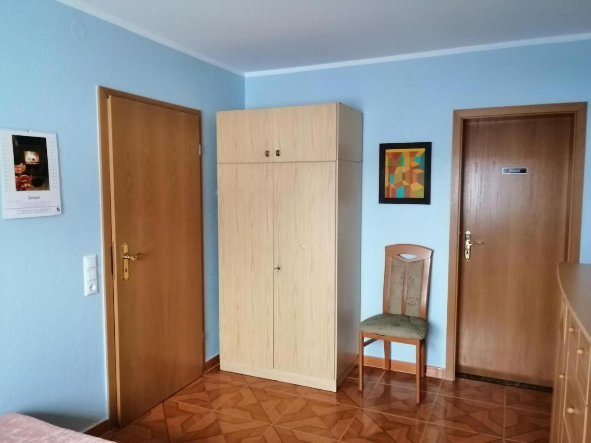 Ruhe Und Bequemlichkeit Apartment Frauendorf  ภายนอก รูปภาพ