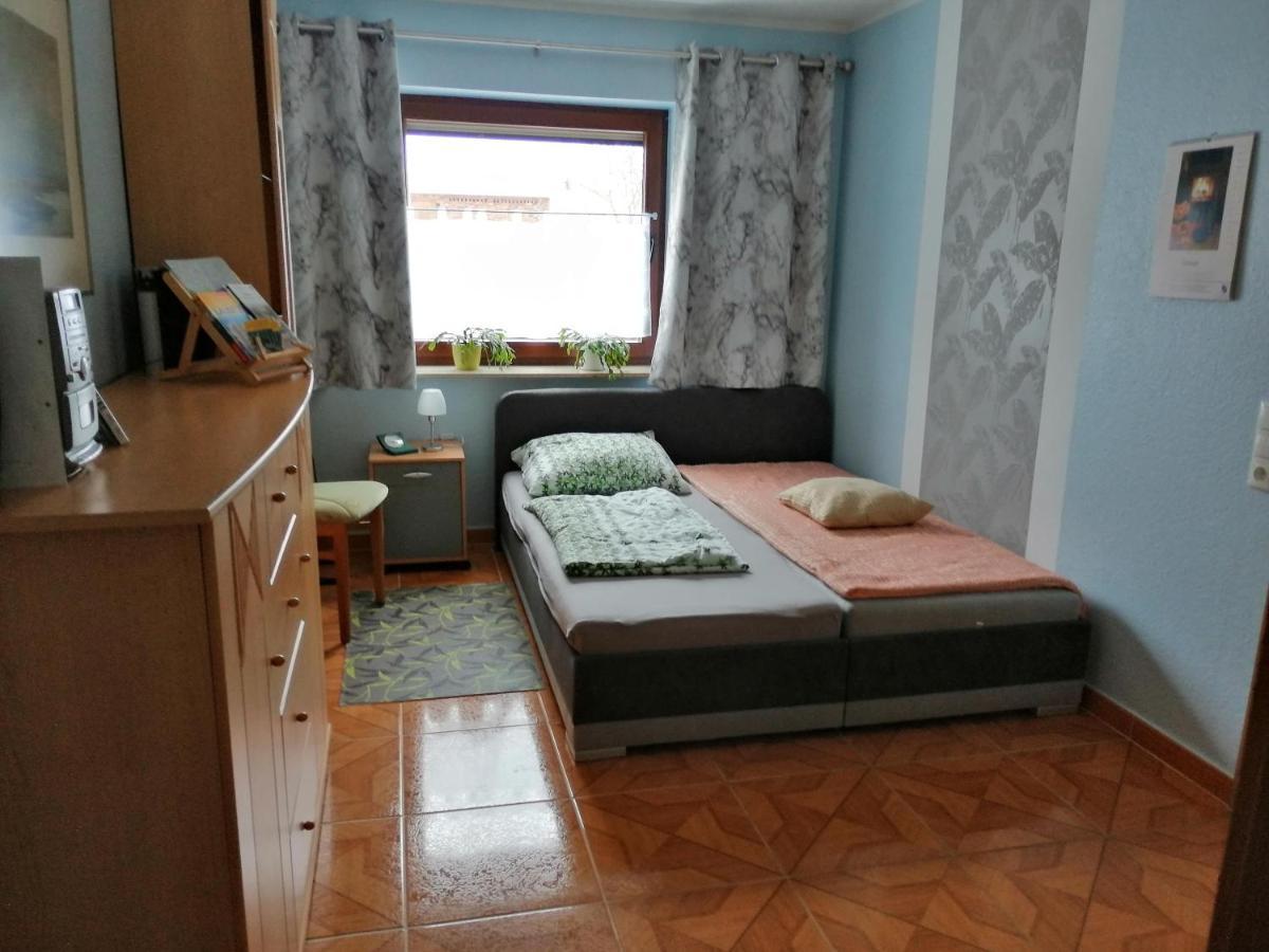 Ruhe Und Bequemlichkeit Apartment Frauendorf  ภายนอก รูปภาพ